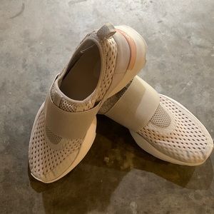 Sorel kinetic sneaker